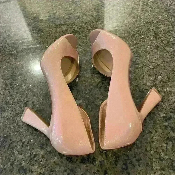 Naturalizer Nude 4 inch High Heel Excellent Like New Condition - Picture 8 of 10